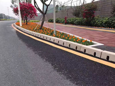 路緣石排水溝效果圖